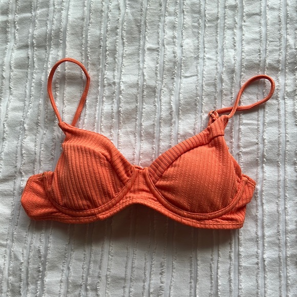 xs orange bikini top - Picture 1 of 1